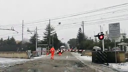 Neve al passaggio a livello di Ruvo di Puglia - 3 dicembre 2019