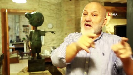 Avanak Avni heykeli eski yerinde