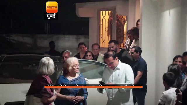 रोहित शेट्टी, सलीम खान, वहीदा रहमान और हेलेन मुंबई केसनी सुपर साउंड स्टूडियों में नजर आए