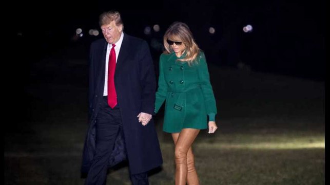 Melania Trump nue sous son manteau? Les internautes soupçonnent la Première dame d’être sortie d’un avion sans pantalon!