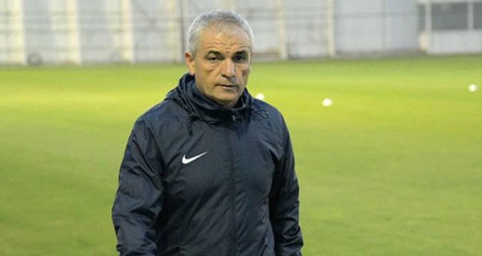 Teknik Direktör Rıza Çalımbay: Fenerbahçe Küme Düşmez