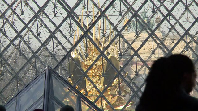 Louvre bate recorde de visitantes em 2018