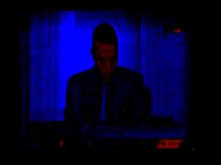 بالفيديو مهندس يبتكر حلاً لإنقطاع الكهرباء وتوفير 3 مليار دولار لهيئة البترول.. والوزير يرفض!