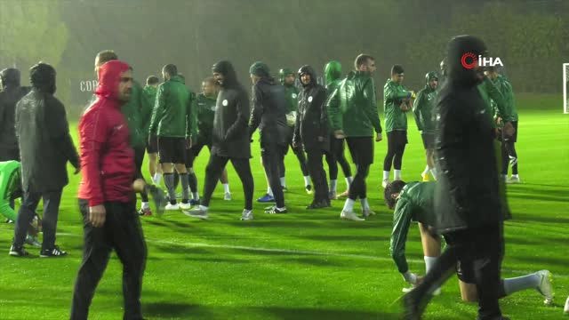 Atiker Konyaspor'un Devre Arası Kampı Başladı