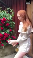 Une femme ouvre une bouteille de champagne (Fail)