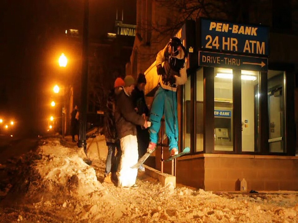 Skiing_Crash_Mayhem05_x264