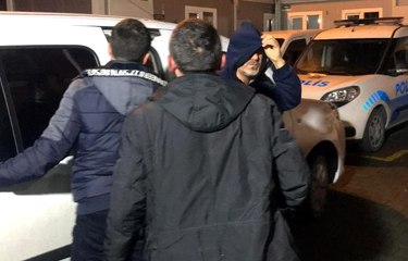 2 Yaşındaki Kızını Rehin Alan Baba Gözaltına Alındı