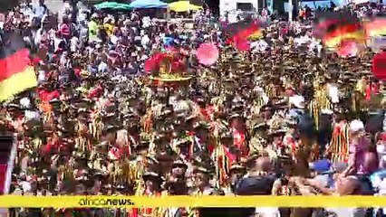Afrique. du Sud : des milliers de participants au carnaval du Cap