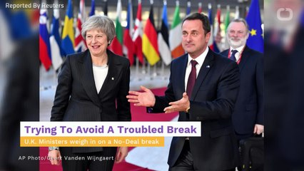 May's Ministers Warn Against No-deal Brexit