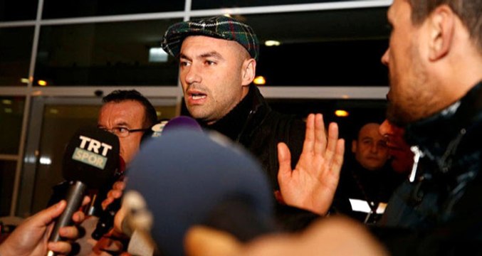 Beşiktaş'ın Anlaştığı Burak Yılmaz, Antalya'ya Geldi