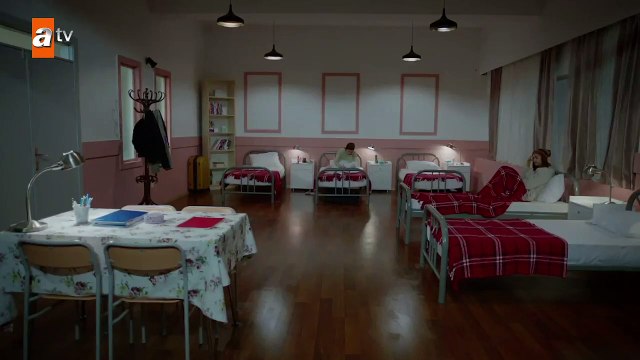 Meral’in fakirlikle başı dertte! - Kırgın Çiçekler 98.Bölüm