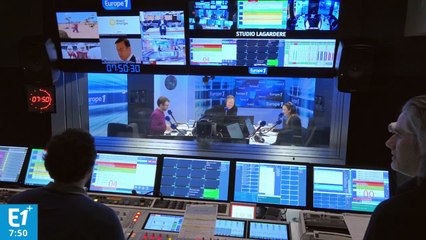 "Apple chute lourdement en bourse"