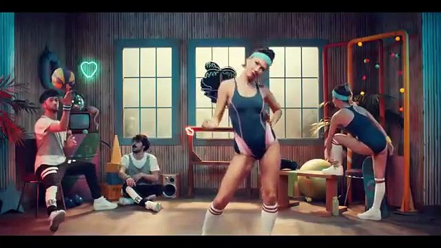 EBRU YAŞAR FT. TAN - CUMARTESİ