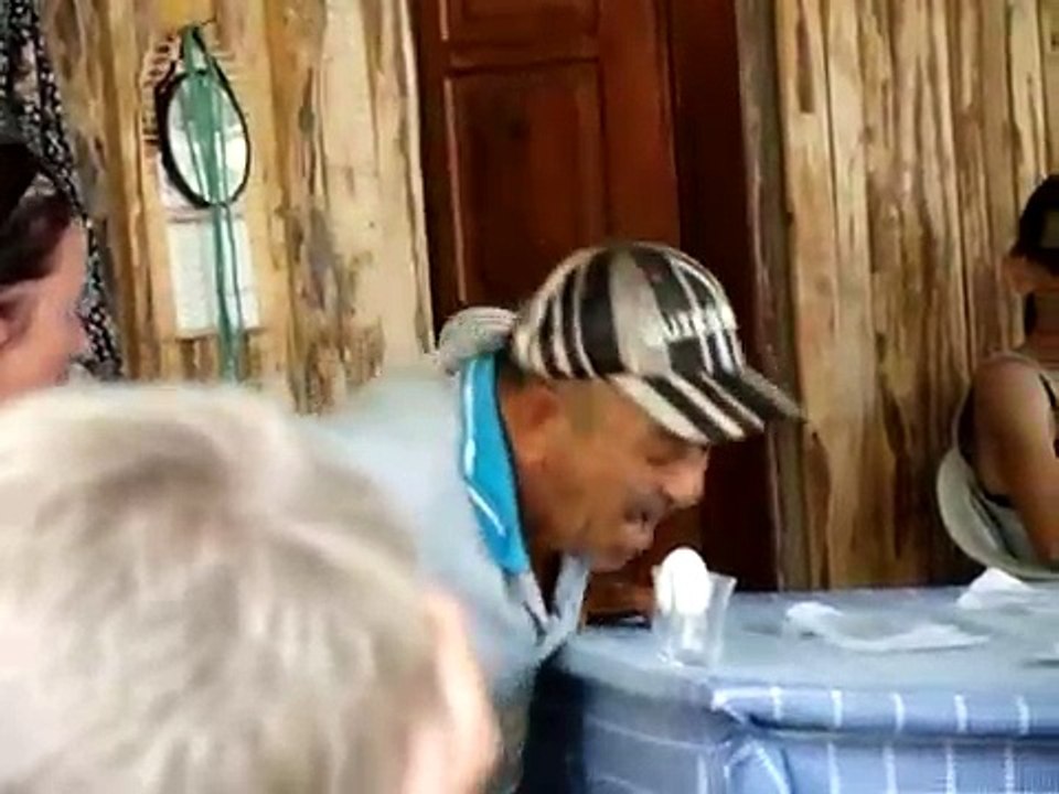 [ORIGINAL] Turkish man yelling  meow  at an egg