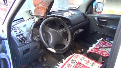 Çatıdan Düşen Baca Aracın Ön Camını Patlattı