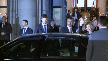 La reina Sofía acude con su nieto Juan Valentín Urdangarin al Teatro Real