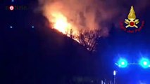 Varese, l'incendio sul monte devasta l'area boschiva del Martica | Notizie.it