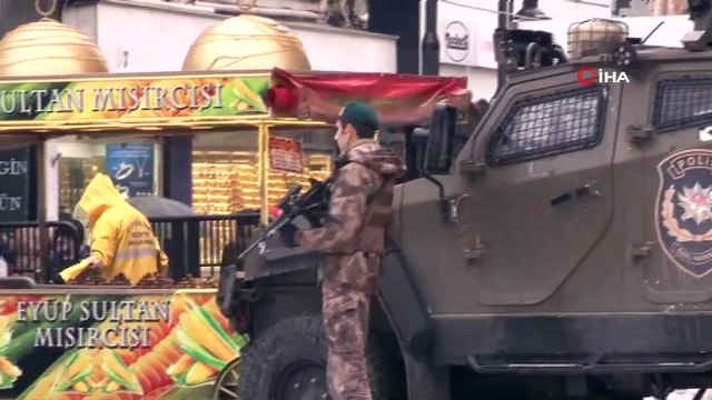 Meclis Başkanı Yıldırım, Cuma Namazını Eyüp Sultan Camii'nde Kıldı