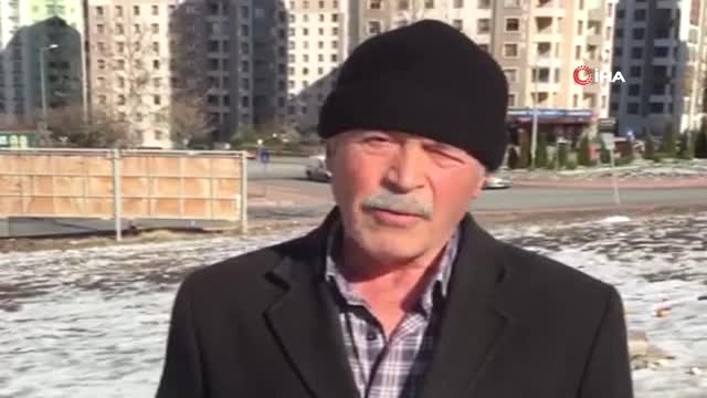 13 Yıldır Sokak Hayvanları İçin Bayat Ekmek Topluyor
