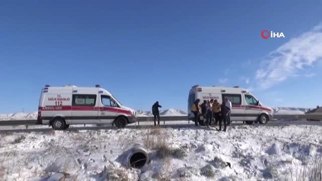 Aksaray'da Otomobil ile Tır Çarpıştı: 1 Polis Ağır Yaralı