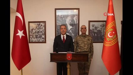 Bakan Akar, Arifiye'deki 1. Ana Bakım Fabrika Müdürlüğünde İncelemelerde Bulundu