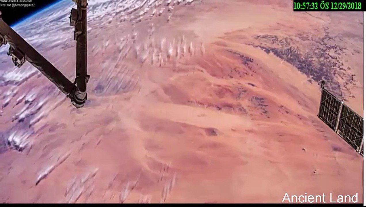 Telifsiz Duygusal Müzik 1 -Uzaydan Dünyanın Görüntüsü ile Birlikte Dinlendirici Müzik