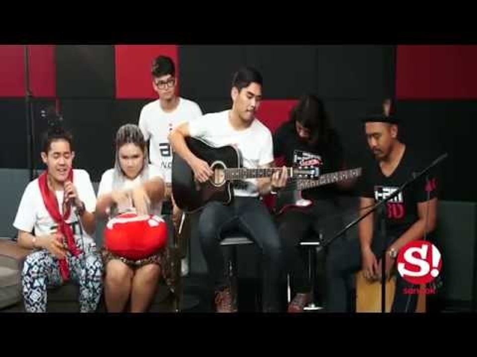 Sanook Live chat (ร้องสด) เพลง อีปริก - ศิลปินกลุ่ม The Voice