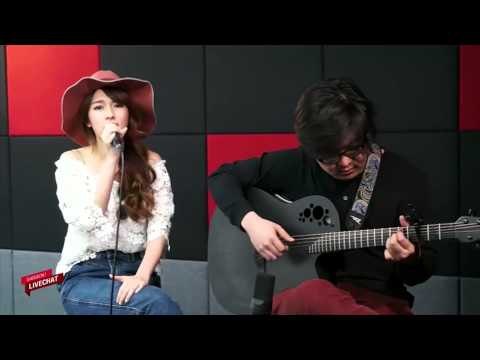 Sanook Live chat ร้องสด เพลง คำสาป - Pango