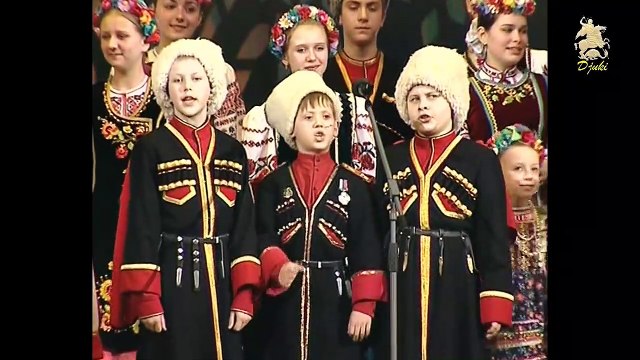 Кубанский казачий хор в Кремле - Kuban Cossack Choir in the Kremlin (2003) - Part 2/3