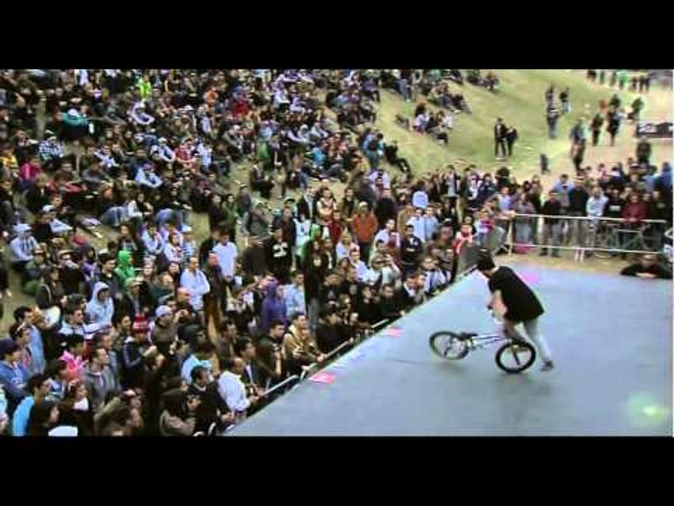 FISE 2012 BMX Flat Pro Final-1st Alex JUMELIN