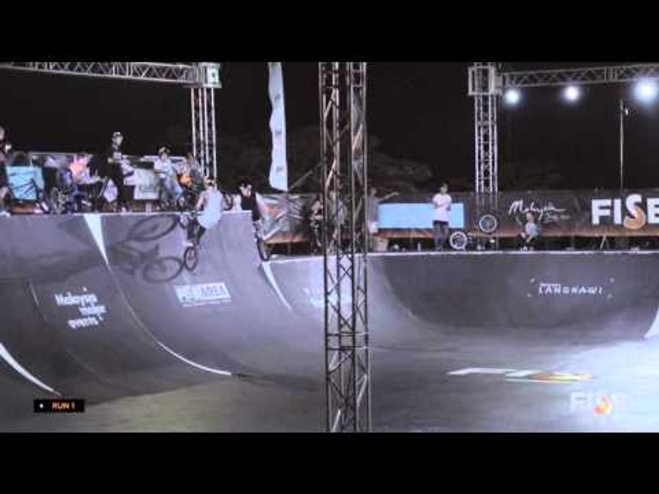 Logan Martin - 1st Semi Final BMX Park - FISE World Malaysia 2015
