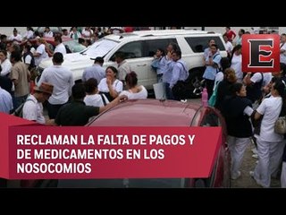 Retienen en hospital a esposa del gobernador de Tabasco