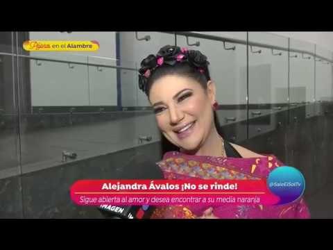 ¿Alejandra Ávalos soltera pero no sola? | Sale el Sol