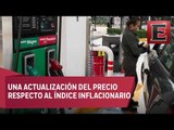 Gasolina sólo aumentará 40 centavos por año, afirma López Obrador