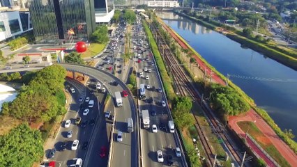 CNH Digital facilita a vida do motorista; veja como ter o documento no celular