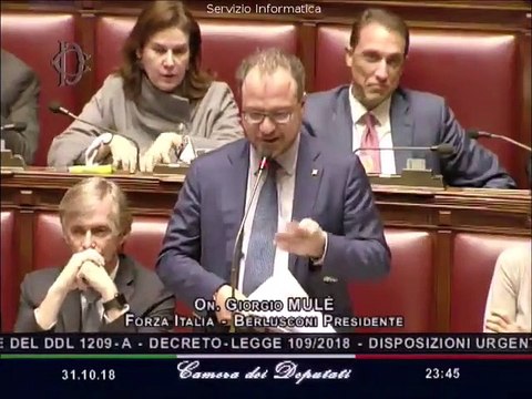 Le président de la Chambre des députés Roberto Fico et la connaissance de la langue italienne. La leçon du député de Forza Italia Giorgio Mulè