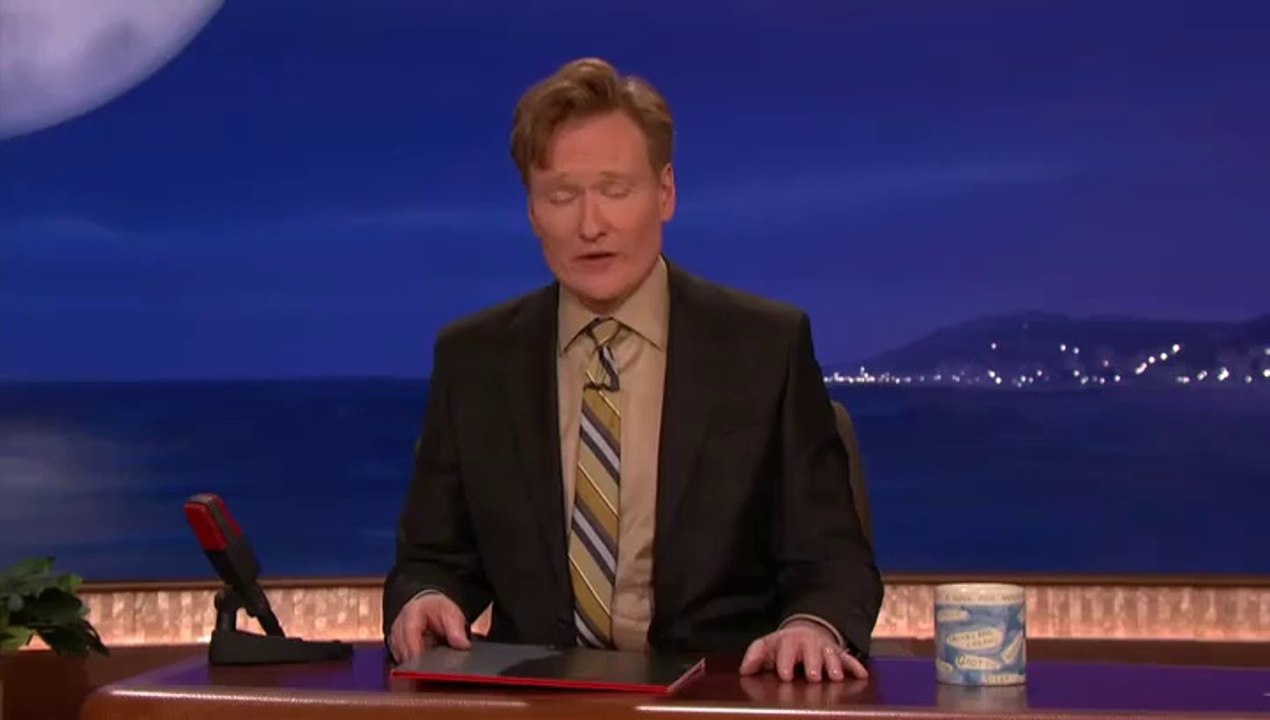 Kelis Performing Rumble on Conan 2014