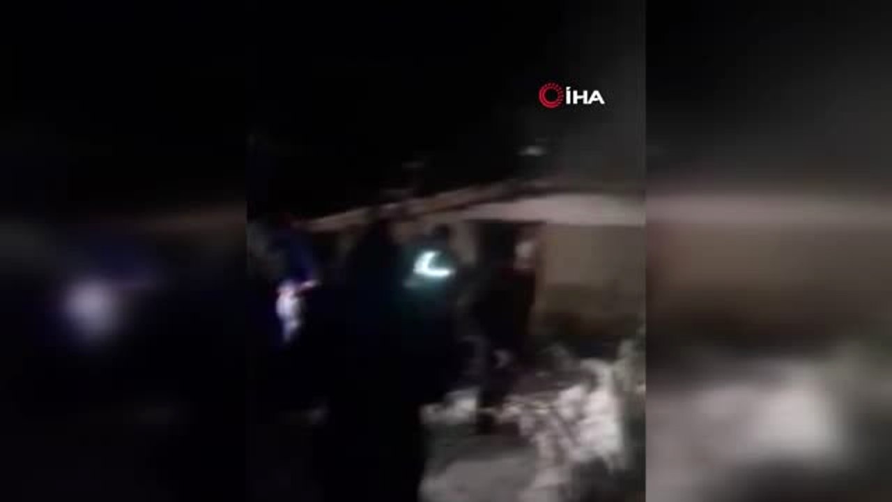 Mumun Devrilmesi Sonucu Çıkan Yangın Evi Küle Çevirdi