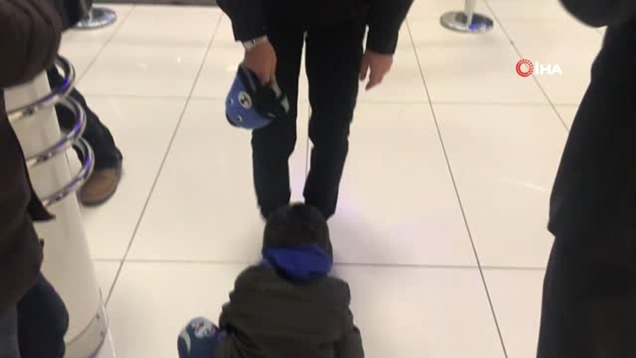 Üzerine Not Bırakılıp Annesi Tarafından Terk Edilen Küçük Çocuk Devlet Koruması Altında