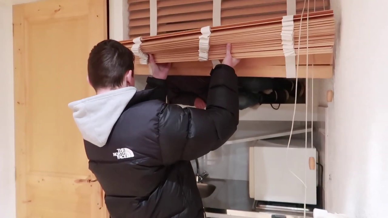 Cache-cache dans notre VRAIE Maison de Campagne !_2