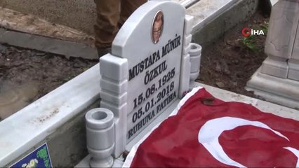 Münir Özkul Mezarı Başında Anıldı