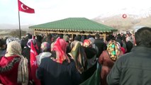 İzmir Kahramanı Şehit Fethi Sekin İçin Kabri Başında Anma Töreni