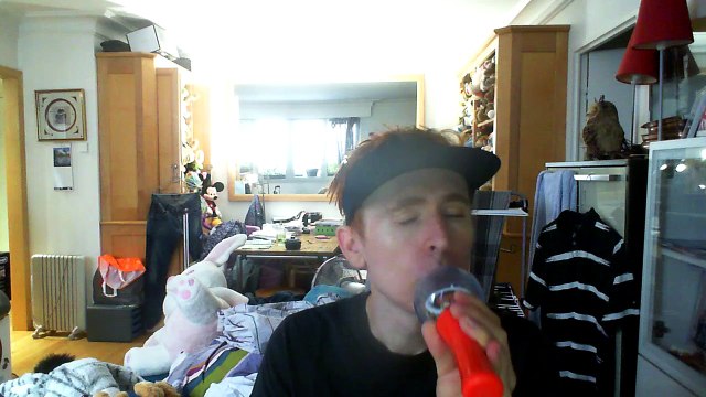 Wiwi égratigne la bête qui est en moi d'Adrienne Pauly