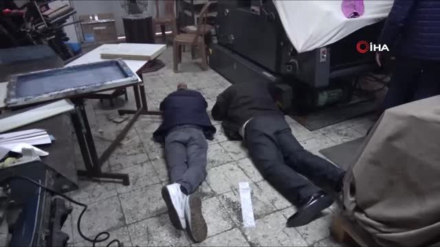 Sahte Türk Lirası, ABD Doları ve Irak Dinarı Basan Çeteye Suçüstü Kamerada