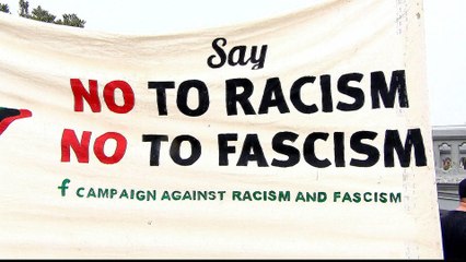 Australia: Protests for and against immigrants