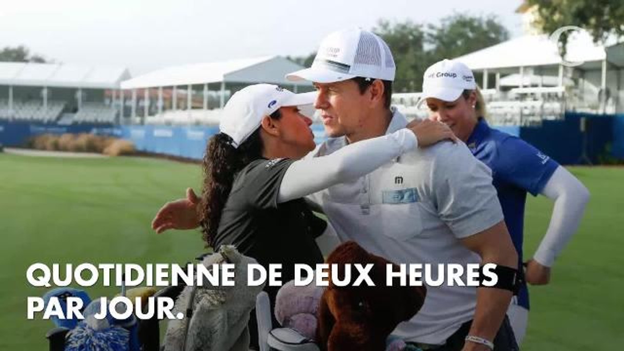 PHOTOS. Mark Wahlberg, sexy sur la plage de la Barbade