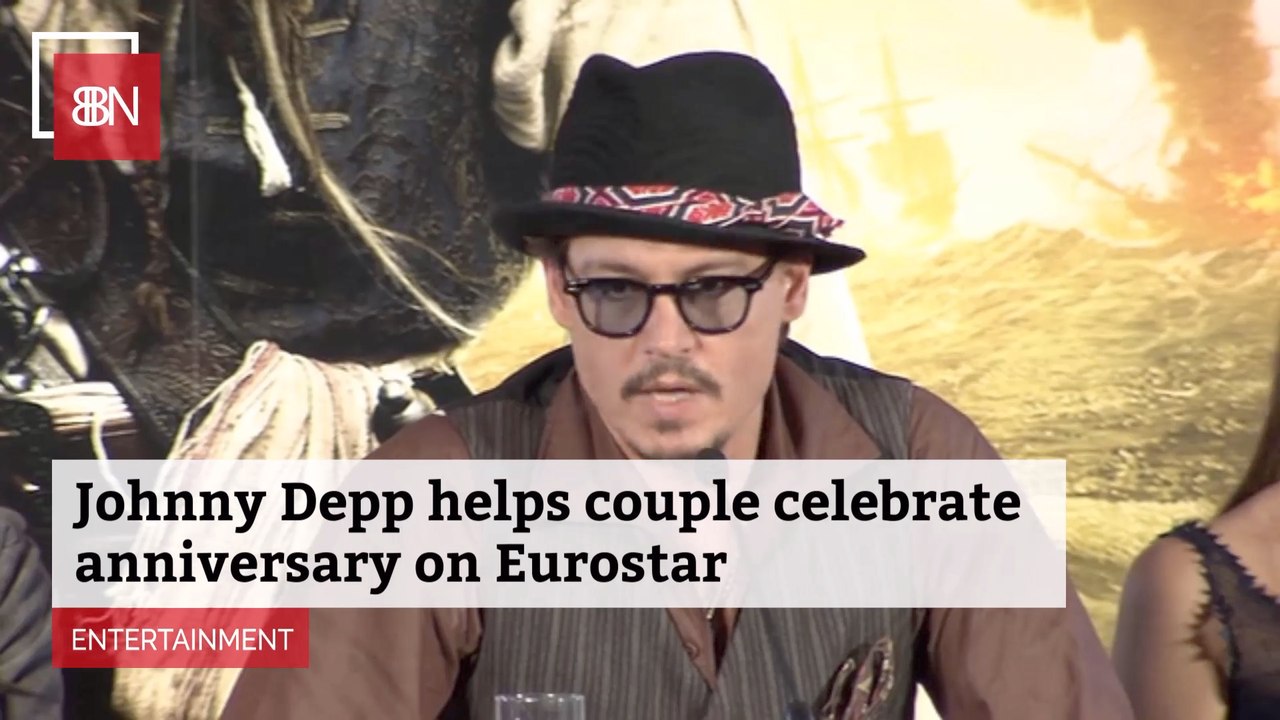 Johnny Depp Surprises A Family With A Great Anniversary Moment