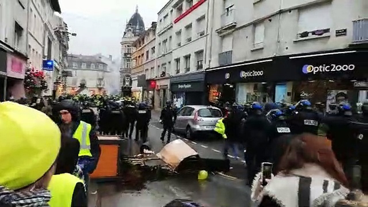 Manifestation de Gilets Jaunes : ambiance tendu...