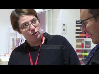 “Jelek-verdhët” në një libër; Shkrimtari, ekstremist i djathtë përshkruan protestën