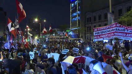 Peruanos exigem renúncia de procurador-geral